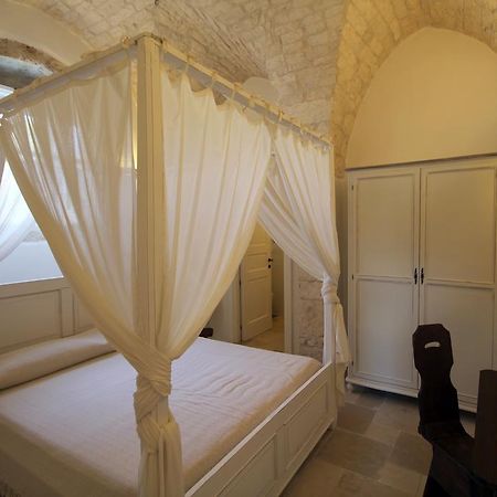 La Vecchia Tabaccheria B&B Остуни Стая снимка