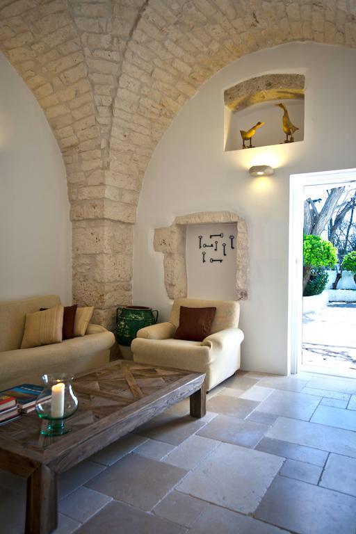 La Vecchia Tabaccheria B&B Остуни Екстериор снимка