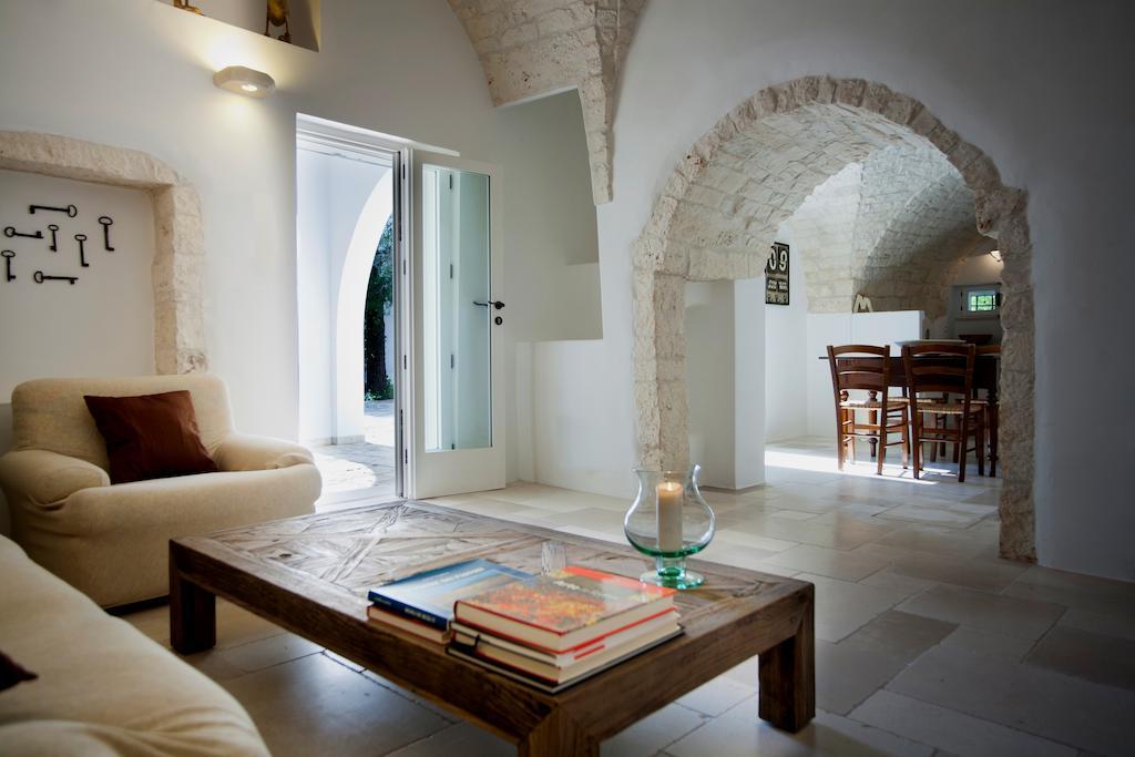 La Vecchia Tabaccheria B&B Остуни Екстериор снимка