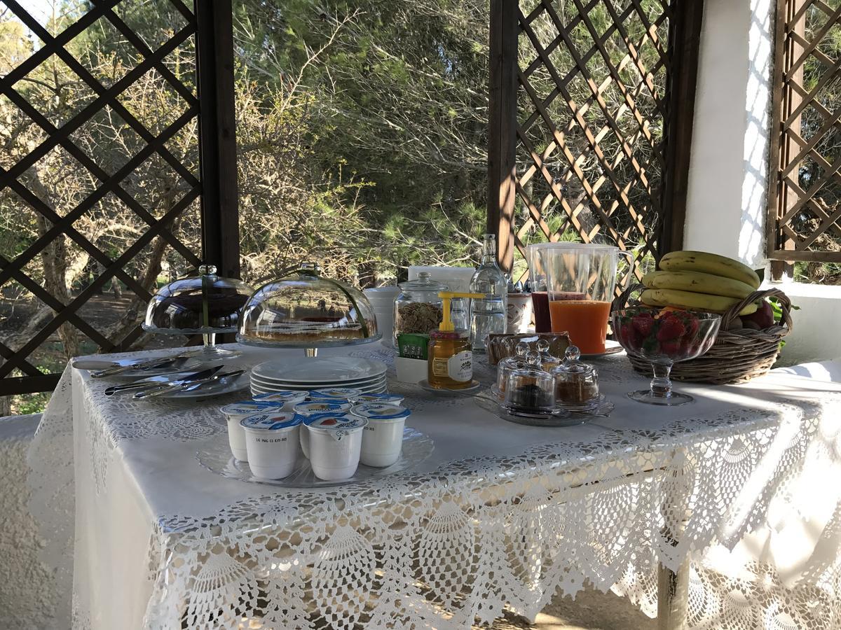 La Vecchia Tabaccheria B&B Остуни Екстериор снимка